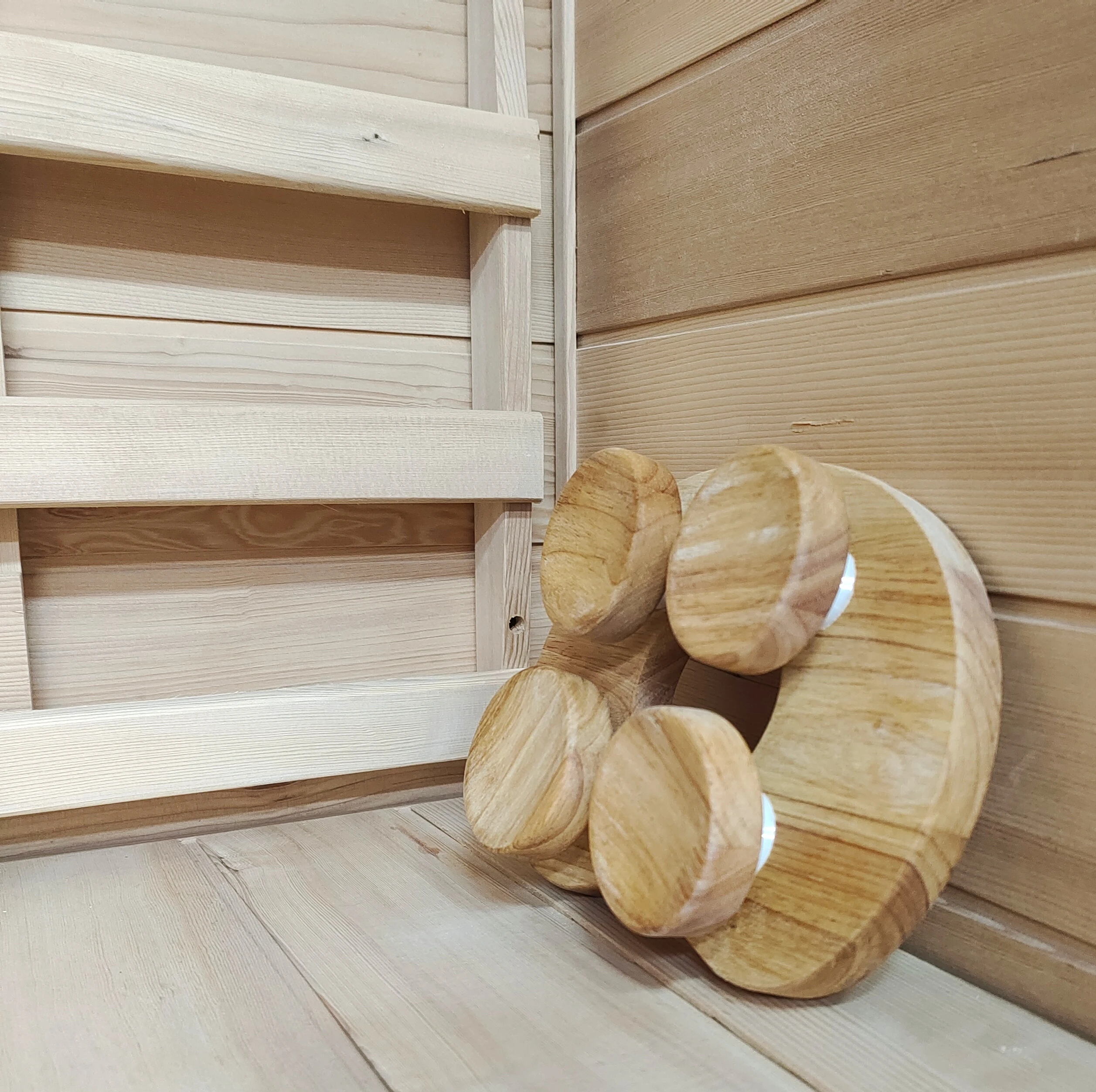 Wooden Sauna Headrest with rotatable disc, Sauna Pillow,Sauna Accessory for Stiff Neck, Shoulder Pain, Head Relaxation - Image 5
